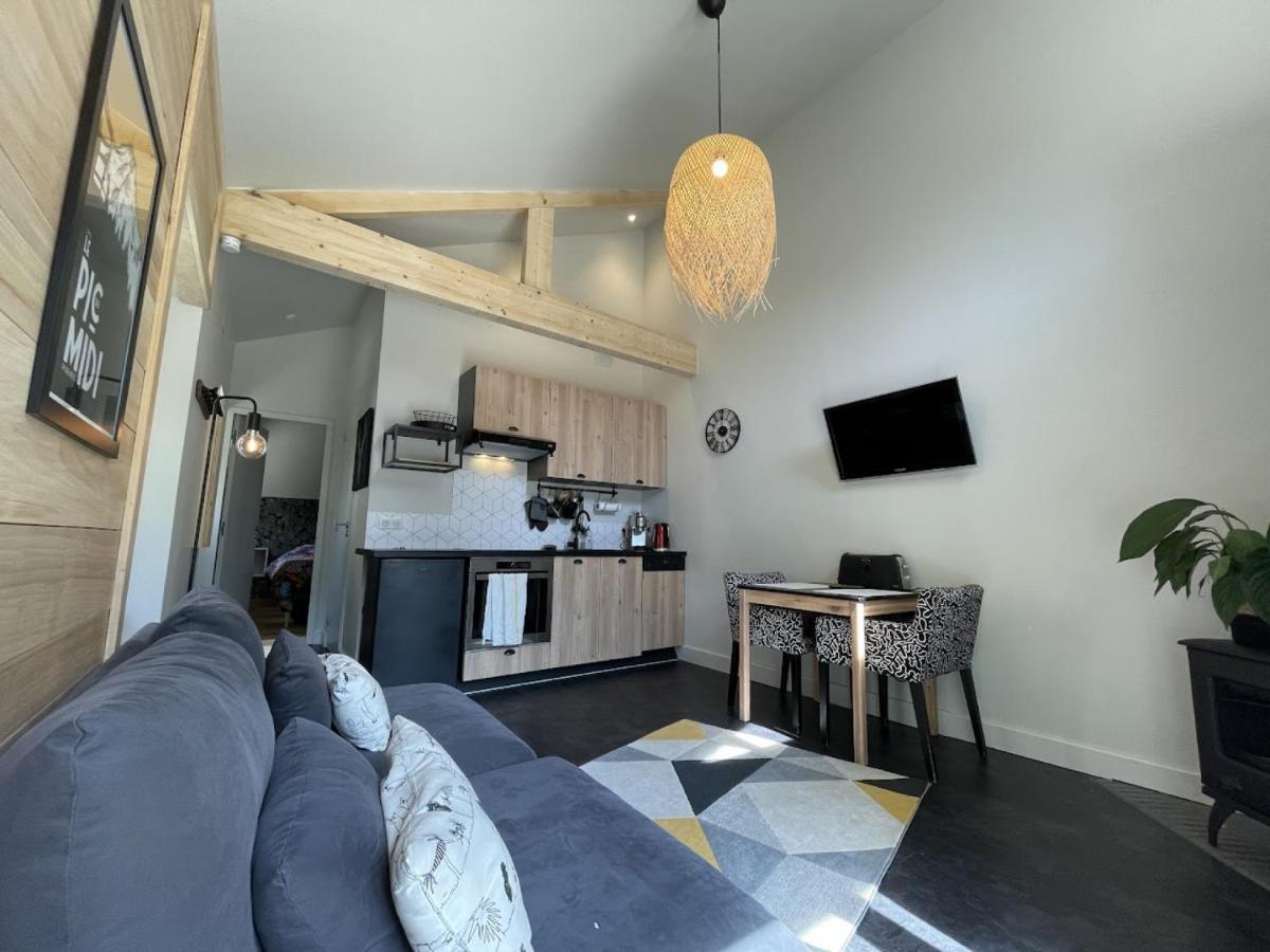 Ginkobiloba : Appartement Cosy En Coeur De Ville Bagneres-de-Bigorre Luaran gambar
